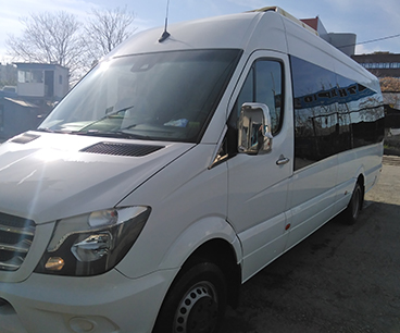 Kantzos Bus Services Mercedes Benz Sprider 24 seats